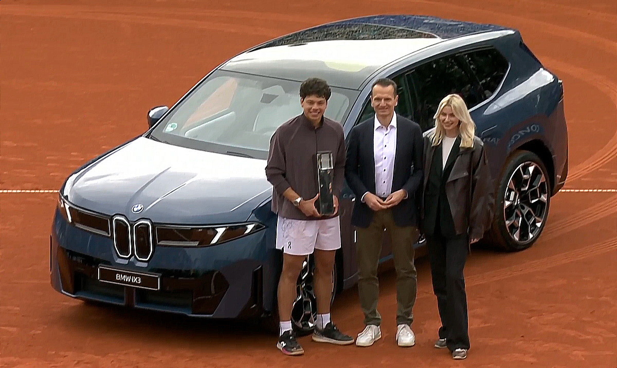 Shelton - Munich - BMW-modified